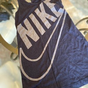Nike tank